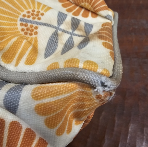 Petunia Pickle Bottom Diaper Bag - Picture 4 of 16